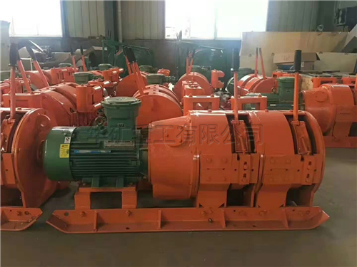 華礦重工一批耙礦絞車發(fā)往山西陽(yáng)泉